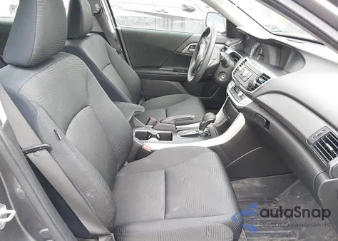 2015 Honda Accord Lx z USA, uszkodzony, nr VIN 1HGCR2F3XFA051073